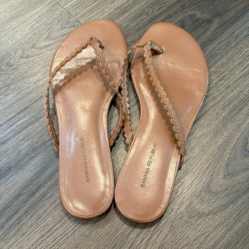 Banana Republic Flip Flop Sandal - Picture 2 of 4